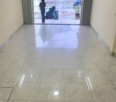 Bán nhà 1 mê, Dt. 4,5x25m mặt tiền Hai Bà Trưng, phường Trần Phú, thành phố Quảng Ngãi