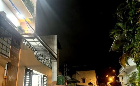 Bán nhà 3 tầng mặt tiền Trần Nam Trung, P Nghĩa Chánh, TP Quảng Ngãi