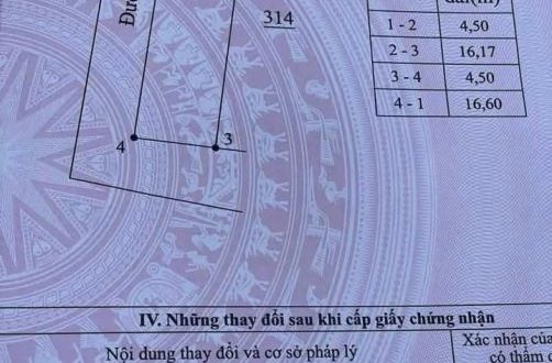 Cần bán lô đất 2 diện đường, Dt. 74m2(4,5x16,5)m, Phường Quảng Phú, TP Quảng Ngãi