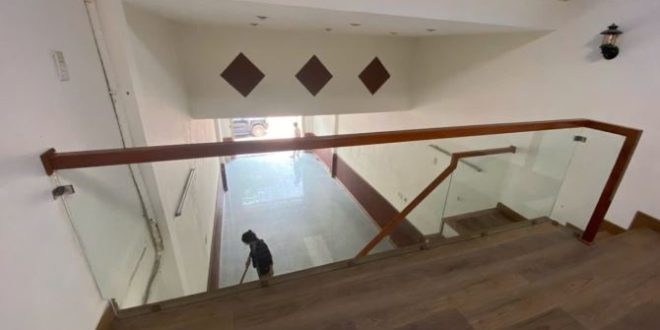 BÁN NHÀ MẶT TIỀN 1 TRỆT 1 GÁC LỠ ĐƯỜNG QUANG TRUNG