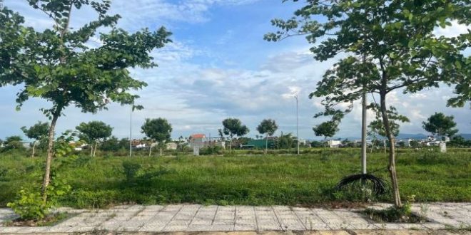 KDC Tây Bàu Giang sát thành phố Quảng Ngãi, chủ cần bán 100m2 đất gần sông chỉ 1 ty 1