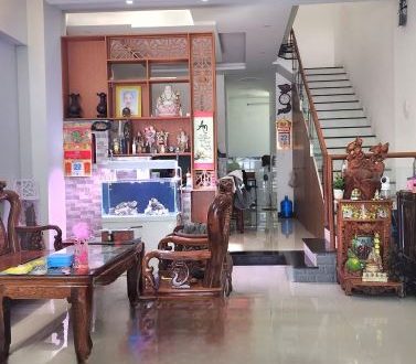 BÁN NHÀ 3 TẦNG MẶT TIỀN XUÂN DIỆU TRUNG TÂM TP QUẢNG NGÃI