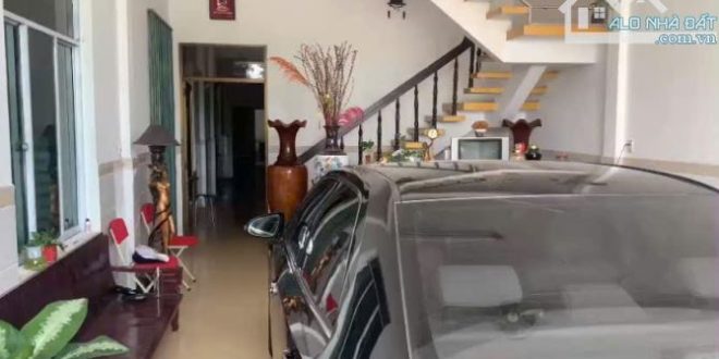 BÁN TOÀ NHÀ MẶT PHỐ CHÍNH PHẠM VĂN ĐỒNG NGAY CHỢ THỊ TRẤN CHỢ CHÙA